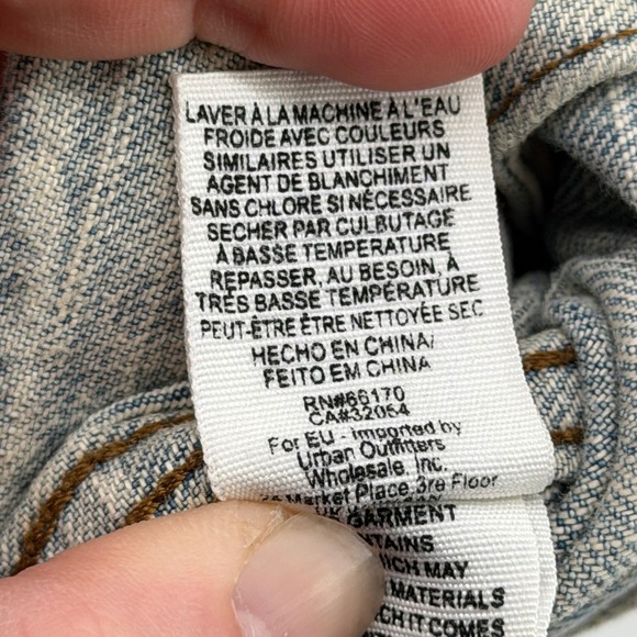 Free People Oversized Distressed Denim Jacket Light Wash Blue XS OB1003423 - Picture 6 of 6